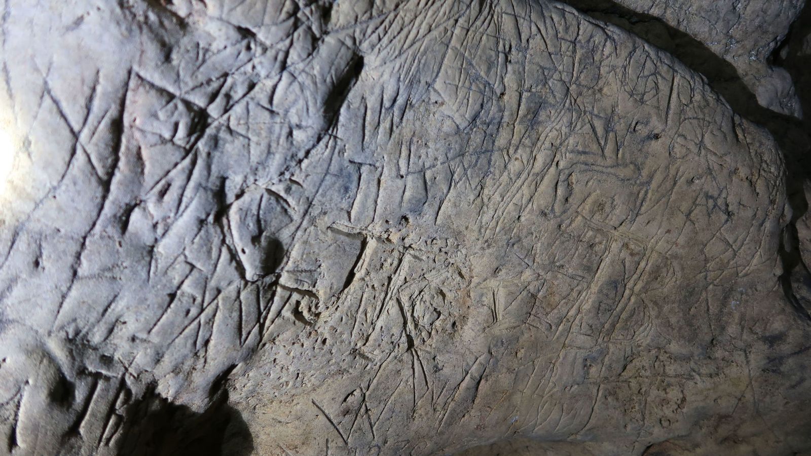 Witches' marks at Creswell Crags (UK)