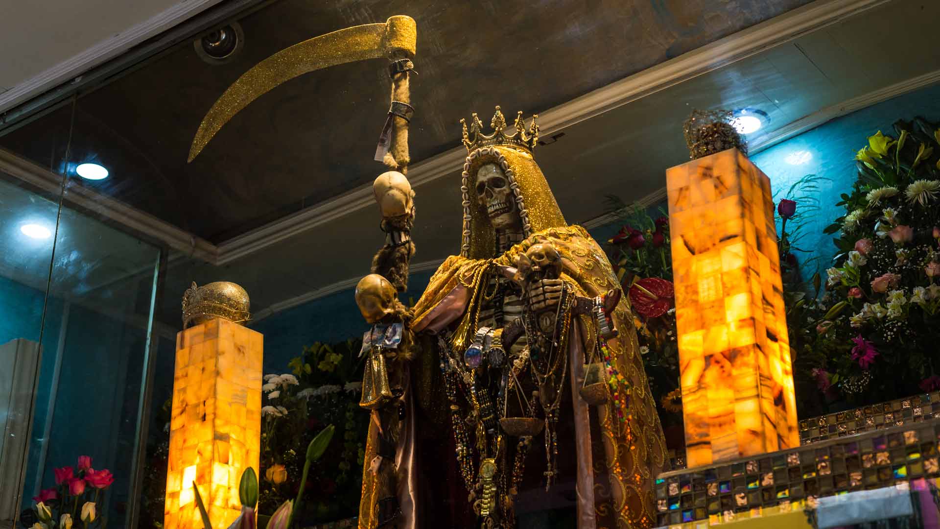 Santa Muerte: history, religion and esotericism.